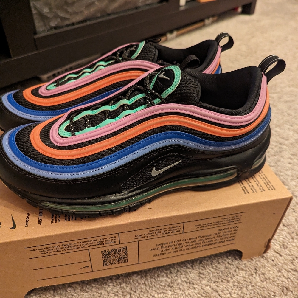 Nike Womens Air Max 97 Color Wave